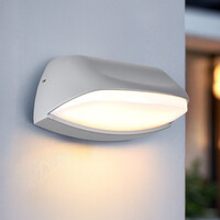 Utomhusvägglampa Jessy - silver med integrerad LED