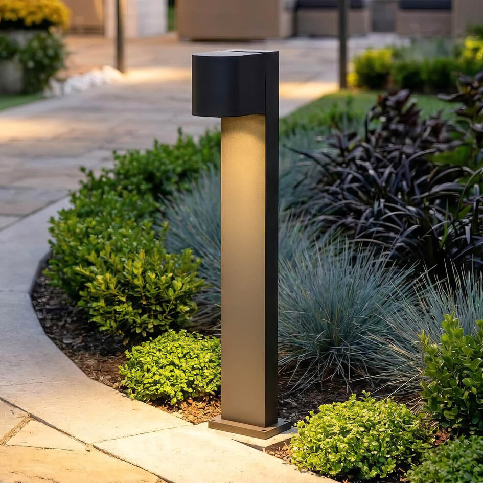 Stående utomhuslampa Simone - 100 cm svart