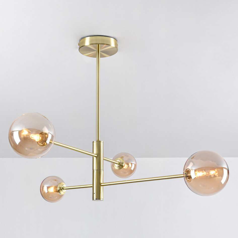 Taklampa Stiri med fyra lampor - amberfärgat glas i guld