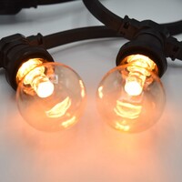Ljusslinga med 2 watt dimbara LED-lampor med stor kåpa och lins