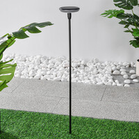 Modern stående solcellsdriven utomhuslampa Eden - set om 2