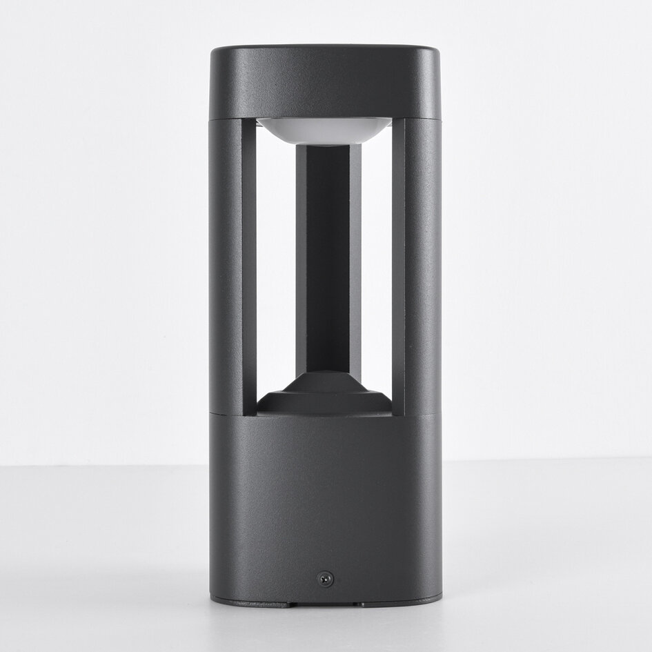 Stående utomhuslampa Jacob - 30 cm antracit med integrerad LED