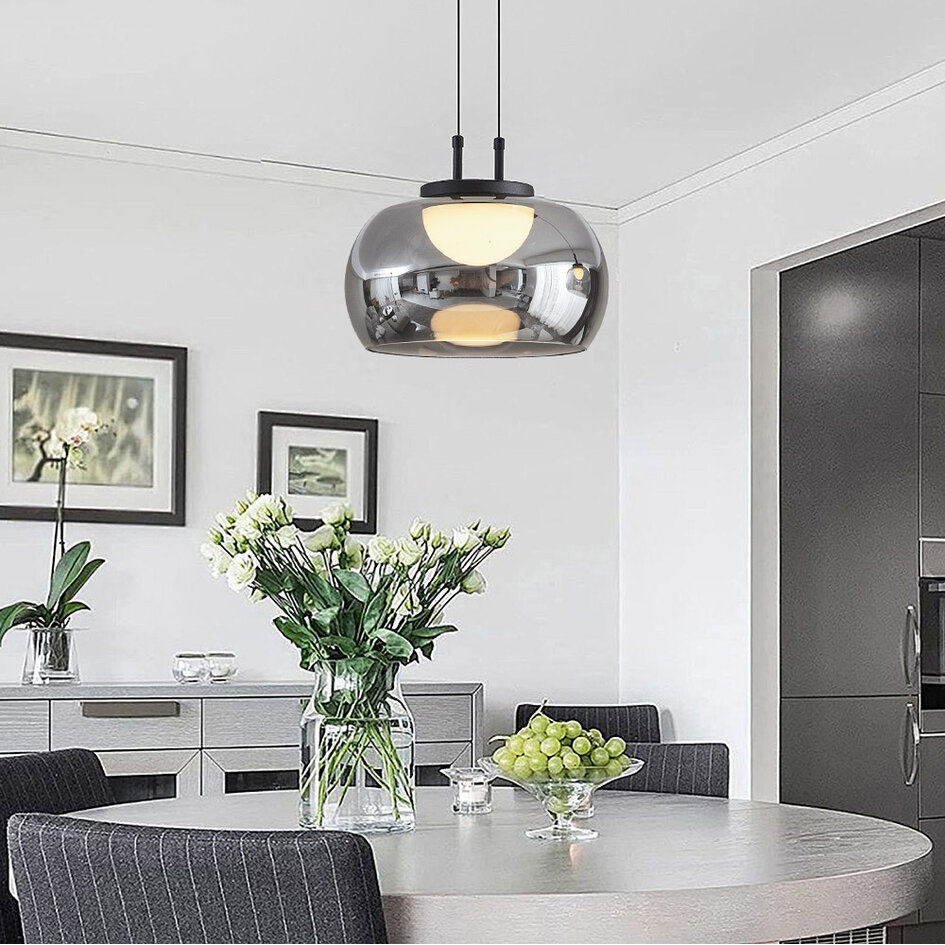 Pendellampa Mette - svart med rökfärgat glas och 3-stegs dimbar LED