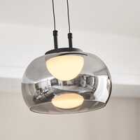Pendellampa Mette - svart med rökfärgat glas och 3-stegs dimbar LED