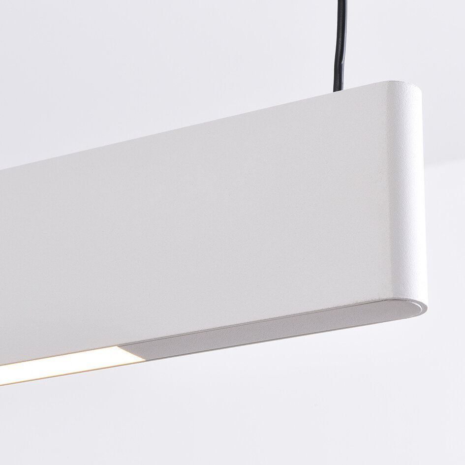 Pendellampa Abby - vit med integrerad LED och justerbart wattal