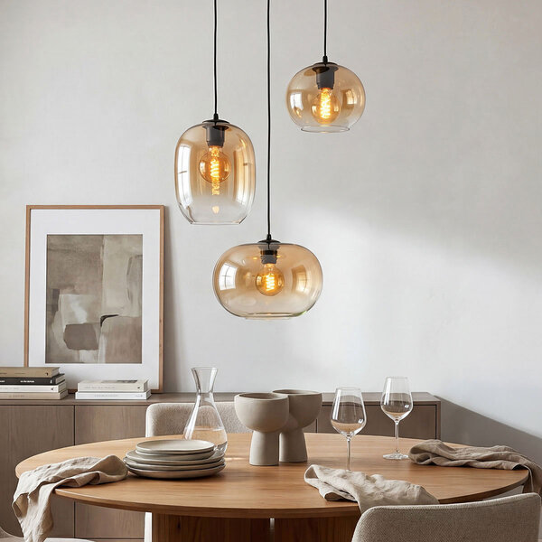 Pendellampa Olare med tre lampor och amber ombre-glas