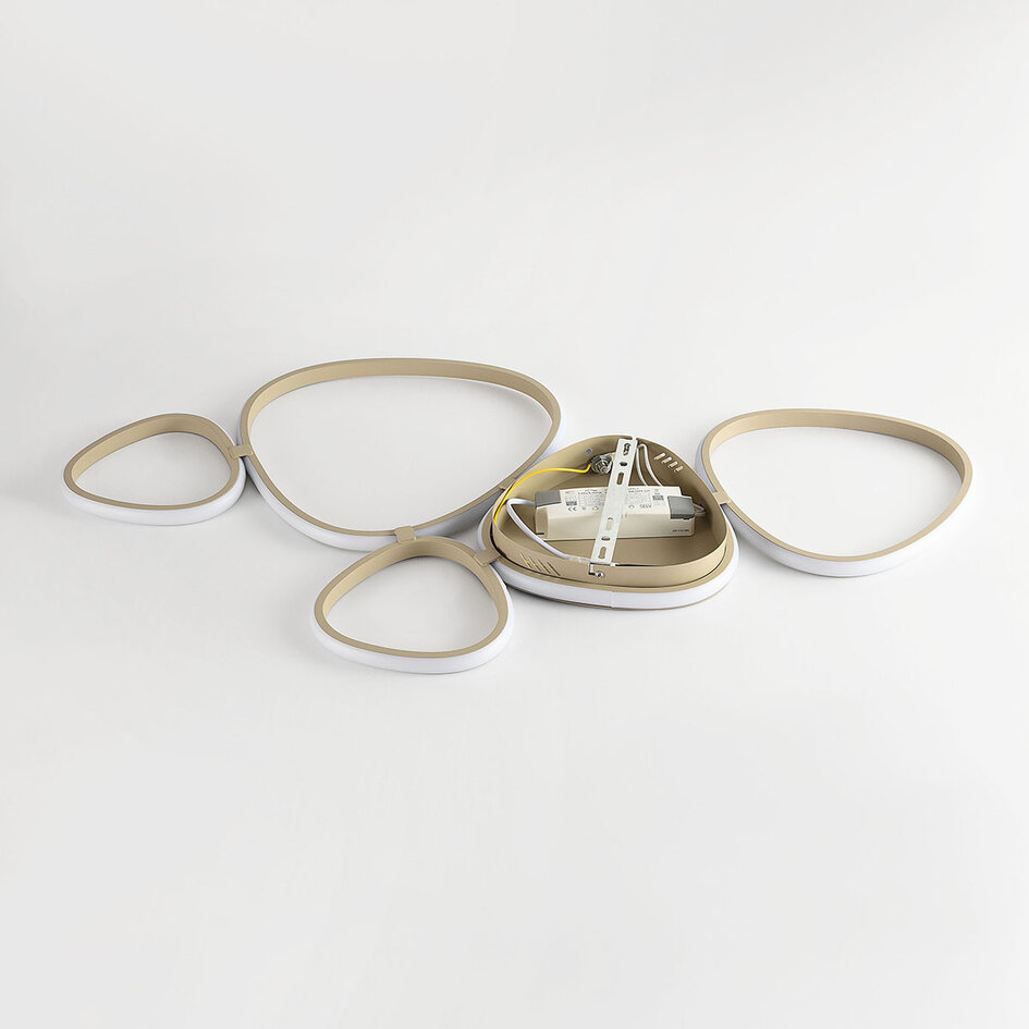 Designad taklampa Zinara med integrerad LED, 3-stegs dimbar i sandbeige