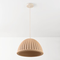 Pendellampa Hyske med räfflad skärm i sandbeige