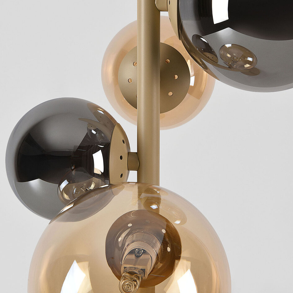 Bordslampa Tessera i beige med fyra glaskulor i amber och rökgrått