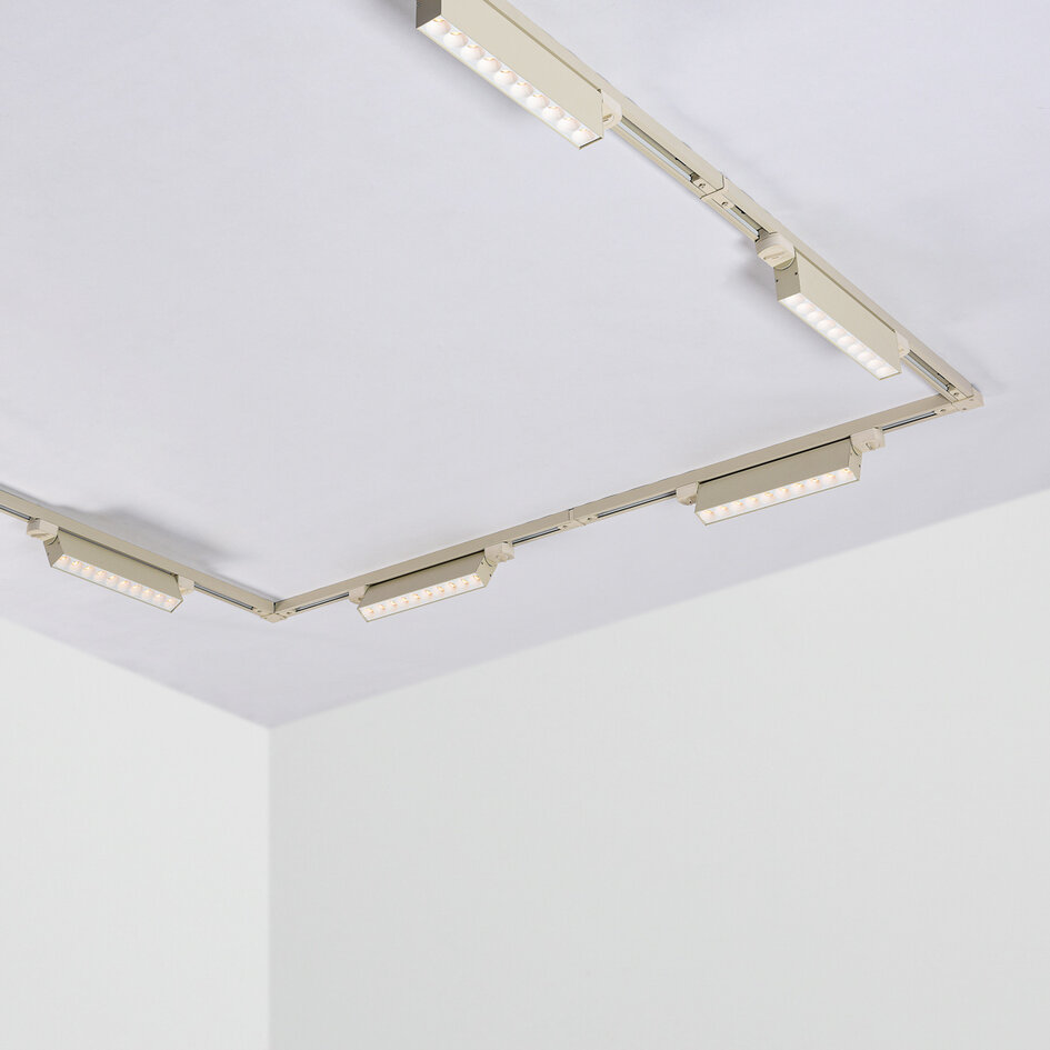 1-fas skensystem på 3 meter med Nexu-spotlights 3000K i beige