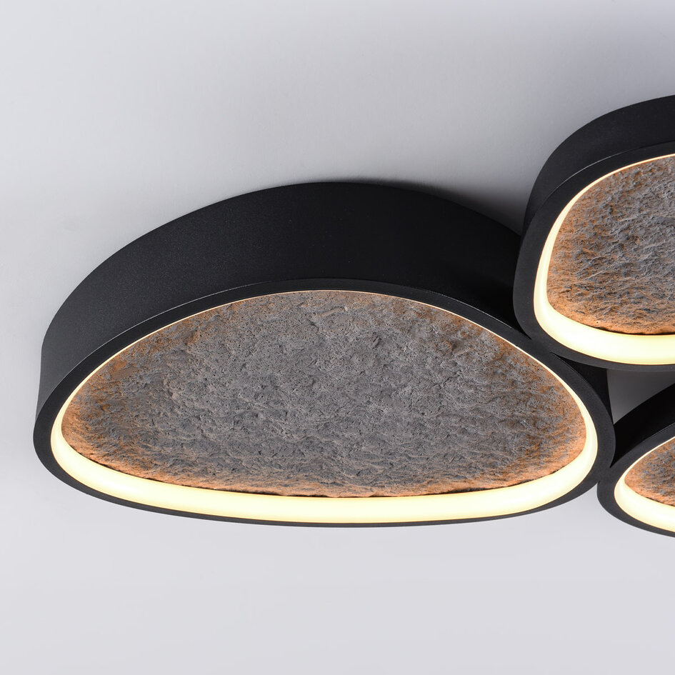 Taklampa Elpisie med integrerad LED, 3-stegs dimbar i svart med steneffekt