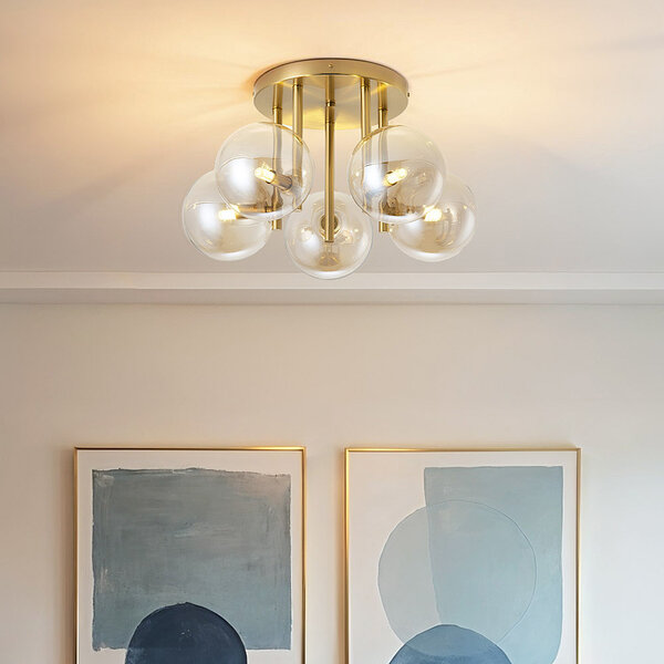 Modern taklampa Amora mässing med konjaksfärgat glas, 5-ljus
