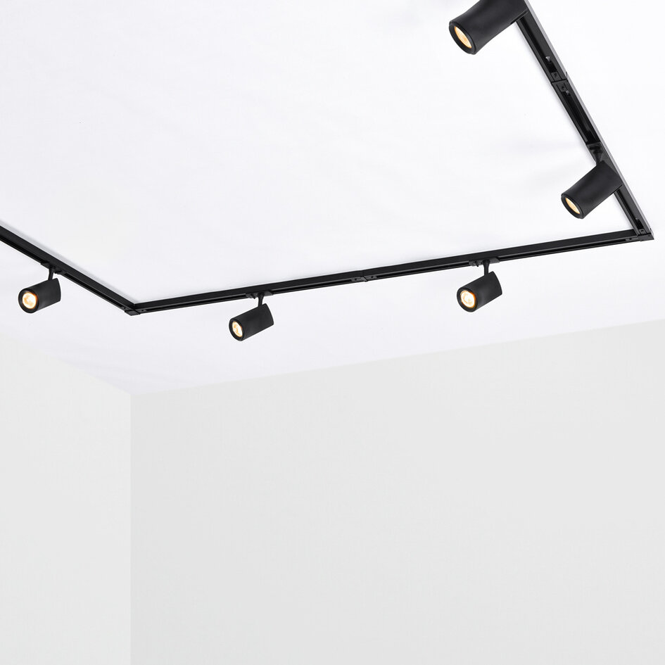 Set med 1-fas skensystem på 3 meter och Lola-spotlights, svart