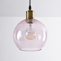 Pendellampa Liya med en lampa i rött glas, variant 1