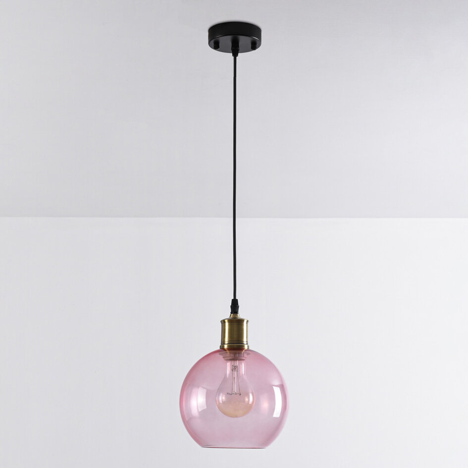 Pendellampa Liya med en lampa i rött glas, variant 2