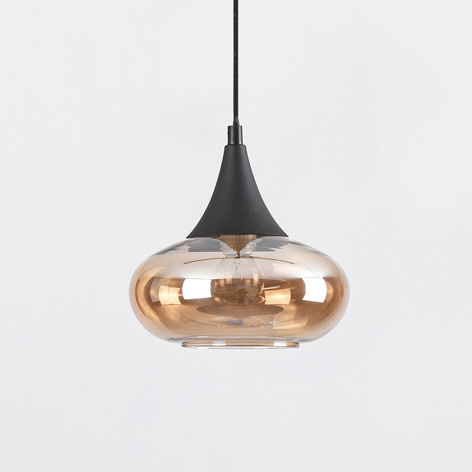 Pendellampa Nill 1-fas, brett amberfärgat glas