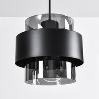 Pendellampa Faey med fyra lampor - svart och rökfärgat glas