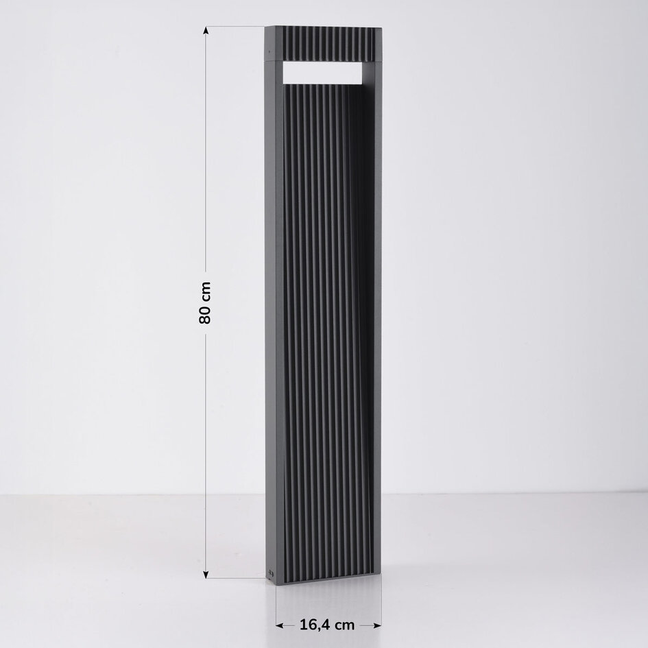 Stående utomhuslampa Andrew med räfflad design - 80 cm antracit med integrerad LED