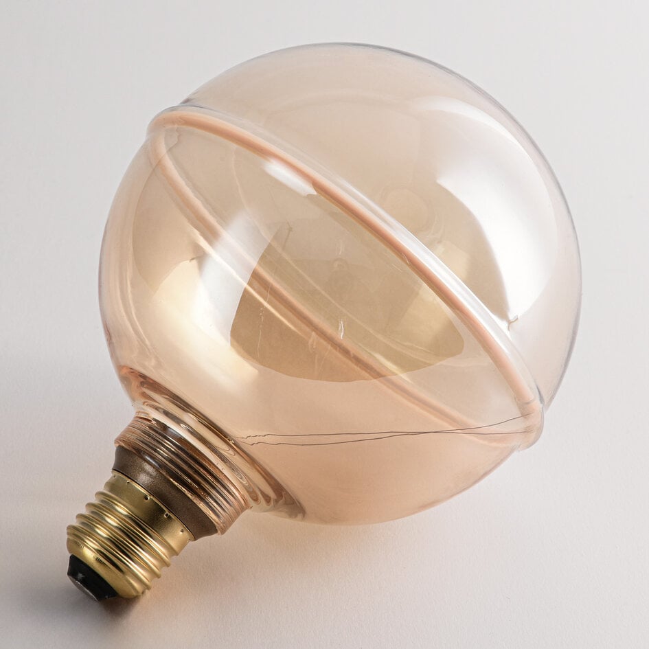 4W filamentlampa E27, 1800K, bärnstensfärgat glas med horisontell ring Ø13 cm - dimbar
