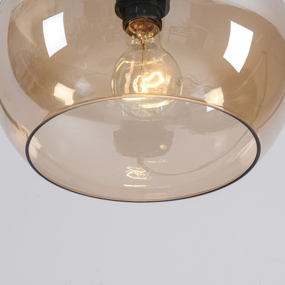 Vägglampa Dasha - svart med vridbar, utdragbar arm och amberfärgat glas