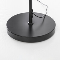 Golvlampa Lumina i svart med integrerade lysdioder
