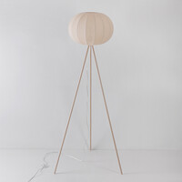 Golvlampa Twine i Japandistil