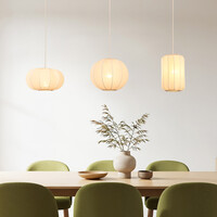 Pendellampa Serica med tre lampor - beige tyg