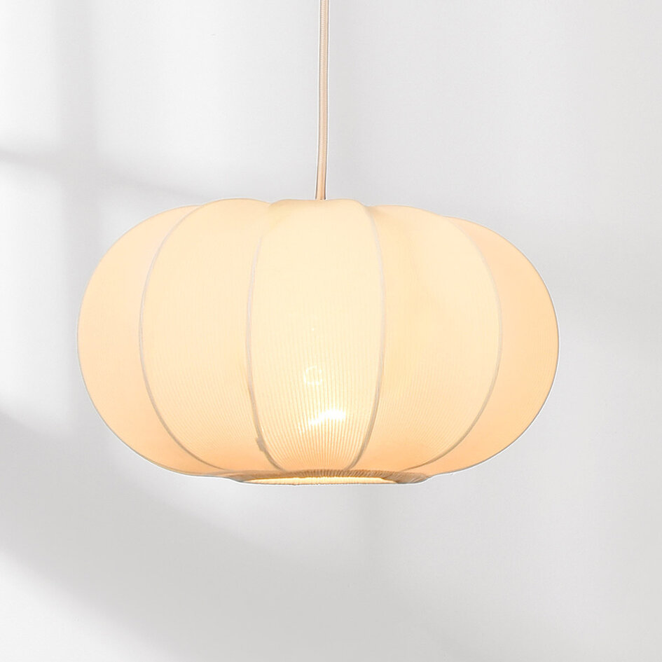 Pendellampa Serica med tre lampor - beige tyg