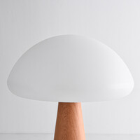 Uppladdningsbar bordslampa Mira med svampdesign, touchdimmer och integrerad LED