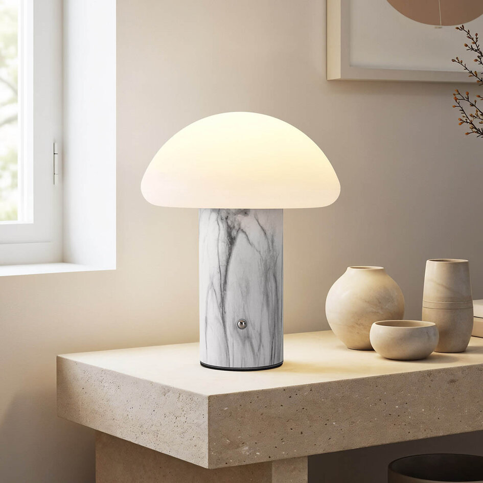 Uppladdningsbar bordslampa Vesta med svampdesign, touchdimmer och integrerad LED