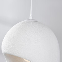 Wabi sabi-pendellampa Hana med vit steneffekt - Ø28 x 50 cm