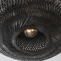 Boho-chic taklampa Yuan av handflätad bambu i svart