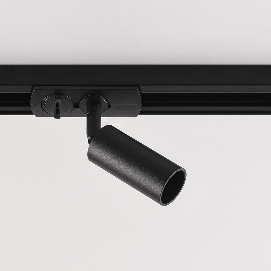 Set med 1-fas skensystem på 3 meter och Rayn-spotlights, svart