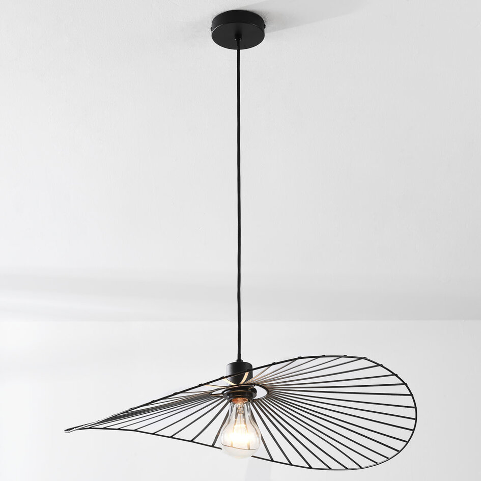 Pendellampa Linae - svart metall