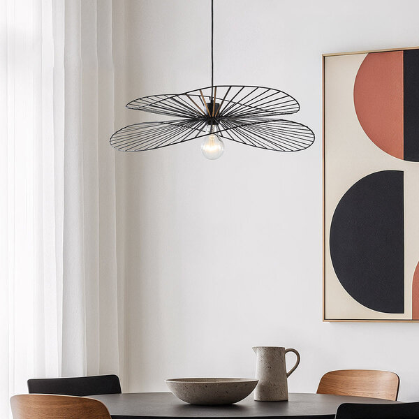 Taklampa Novaire i svart metall