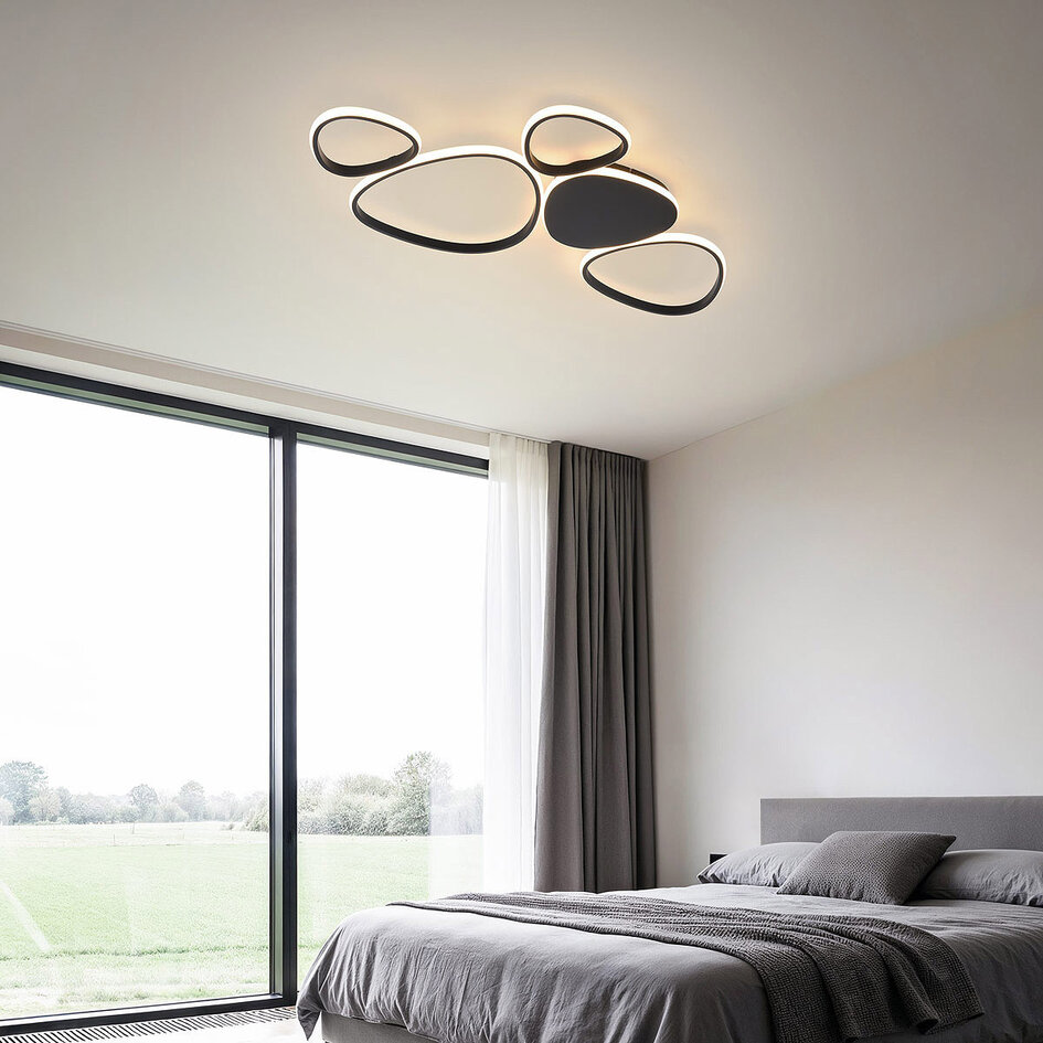 Designad taklampa Zinara i svart, 3-stegs dimbar