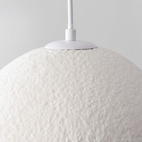 Pendellampa Yugen i wabi sabi - vit steneffekt