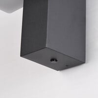 Utomhusvägglampa Roberto med skymningssensor och integrerad LED - svart