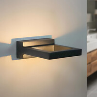 Designad badrumsvägglampa Vince i svart