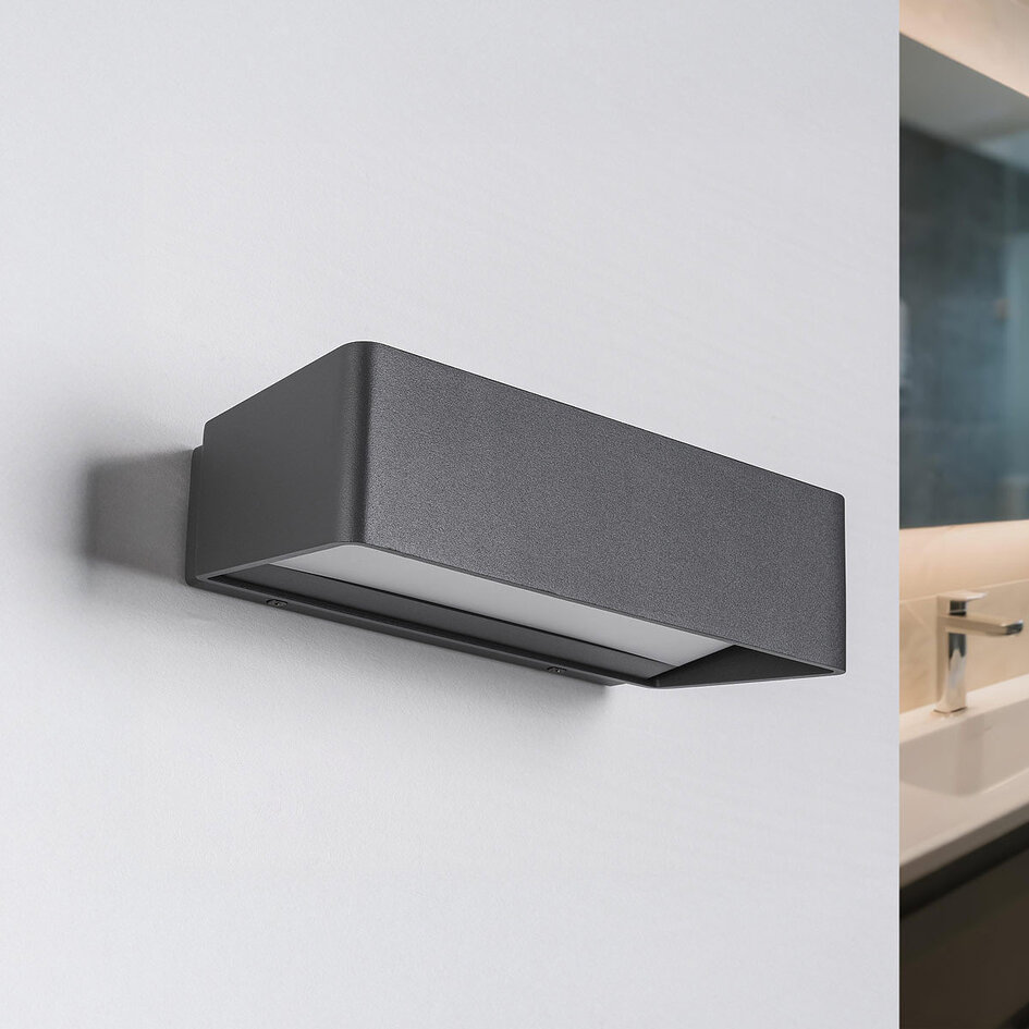 Badrumslampa Raf i mörkgrått, IP65