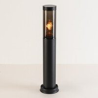 Stående utomhuslampa Livia med glaskupa - svart