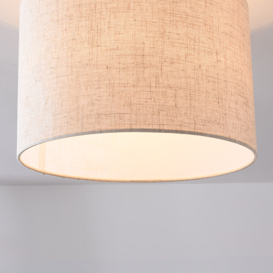 Modern taklampa Linho med rund tygskärm