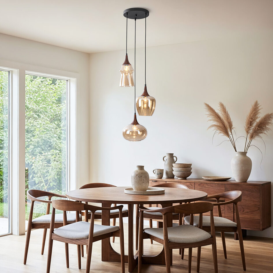 Design taklampa Zian – 3-ljus svart med trälook och bärnstensfärgat glas i olika former