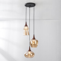 Design taklampa Zian – 3-ljus svart med trälook och bärnstensfärgat glas i olika former