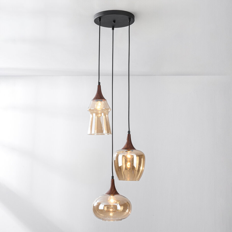 Design taklampa Zian – 3-ljus svart med trälook och bärnstensfärgat glas i olika former