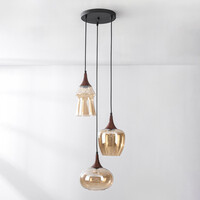 Design taklampa Zian – 3-ljus svart med trälook och bärnstensfärgat glas i olika former