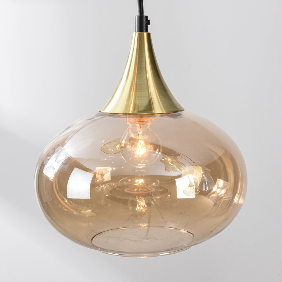 Pendellampa Lior med sex lampor - guld med amberfärgat glas