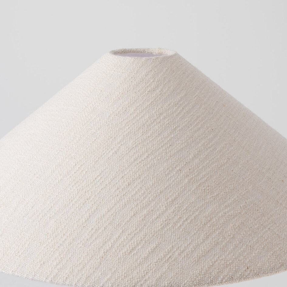 Golvlampa Nura med linneskärm - benvit