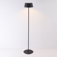 Stående utomhuslampa Rivet med solcellsdriven läslampa - svart med integrerad LED