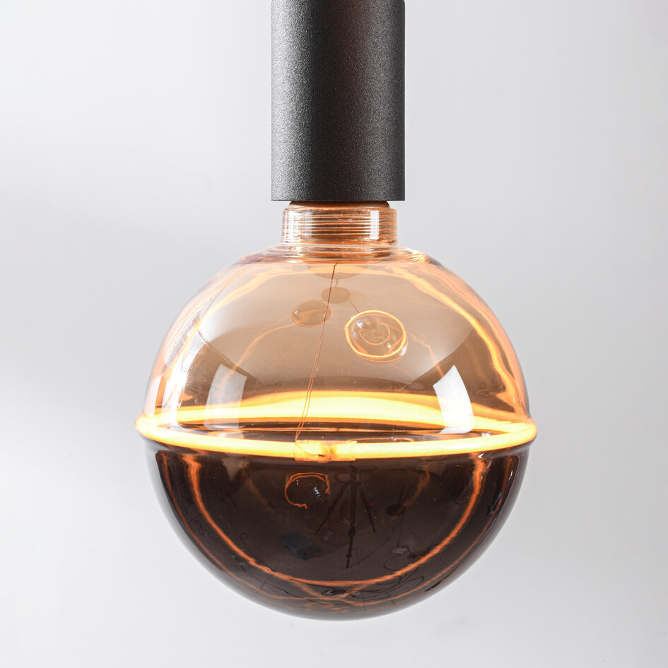 Pendellampa Illumine med tre lampor - svart, set inklusive dimbara E27 LED-lampor